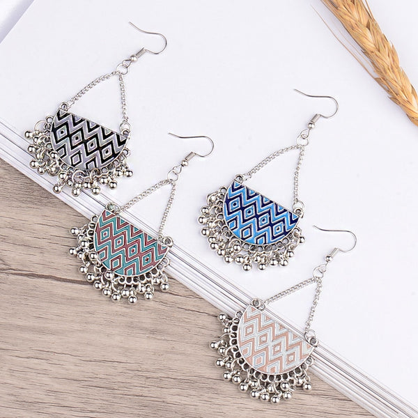 Clutch Shaped Fish Hook Boho Patterned Earrings