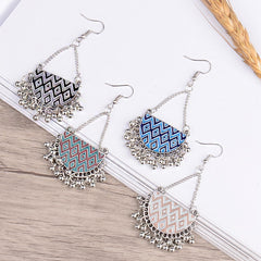 Clutch Shaped Fish Hook Boho Patterned Earrings