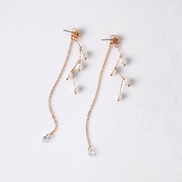 Long Drop Pearl Tassel Earrings