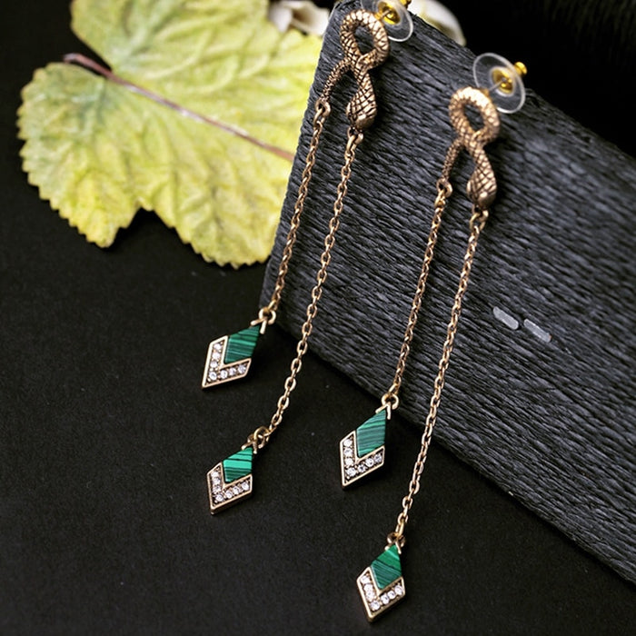 Emerald Color Pendant Drop Bohemian Earrings
