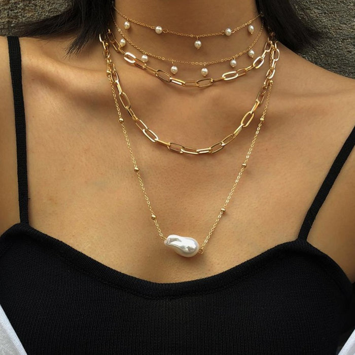 Women's Vintage Layered Baroque Pearl Pendant Necklace