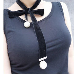 Women's Black Velvet Big Imitation Pearl Pendant Long Necklace