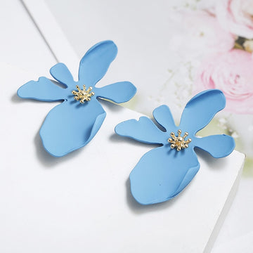 Elegant Blue Lilly Post Earrings