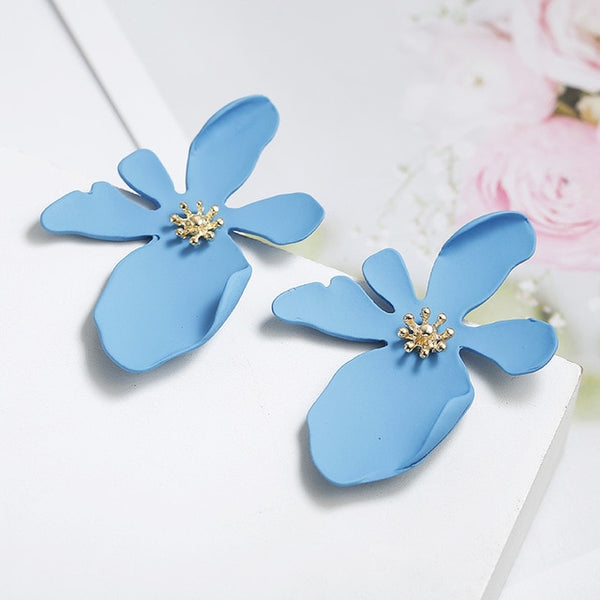 Elegant Blue Lilly Post Earrings